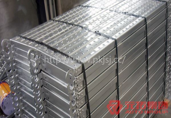 圆盘脚手架挂钩踏板