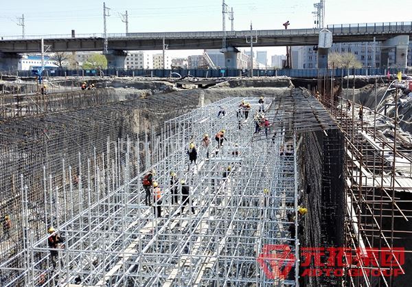 盘扣式脚手架安全施工现场